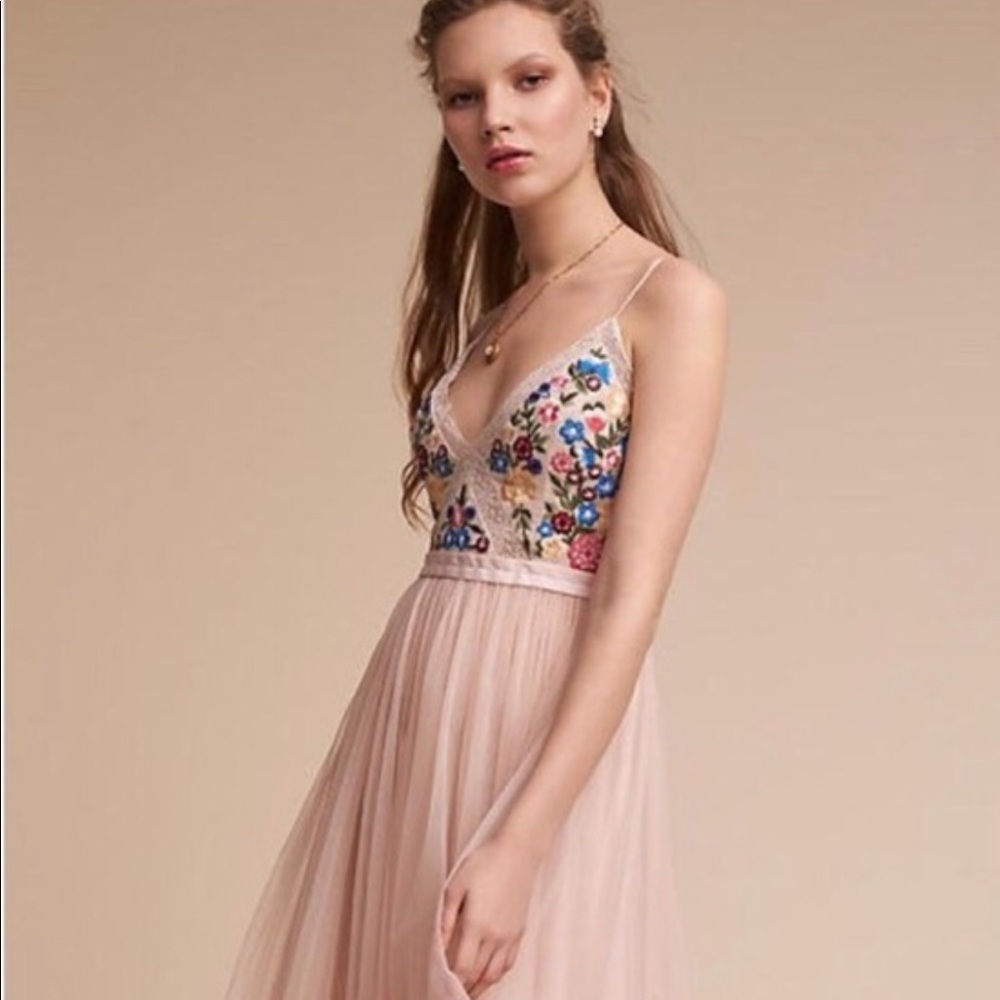 🌷Needle and thread dress🌷